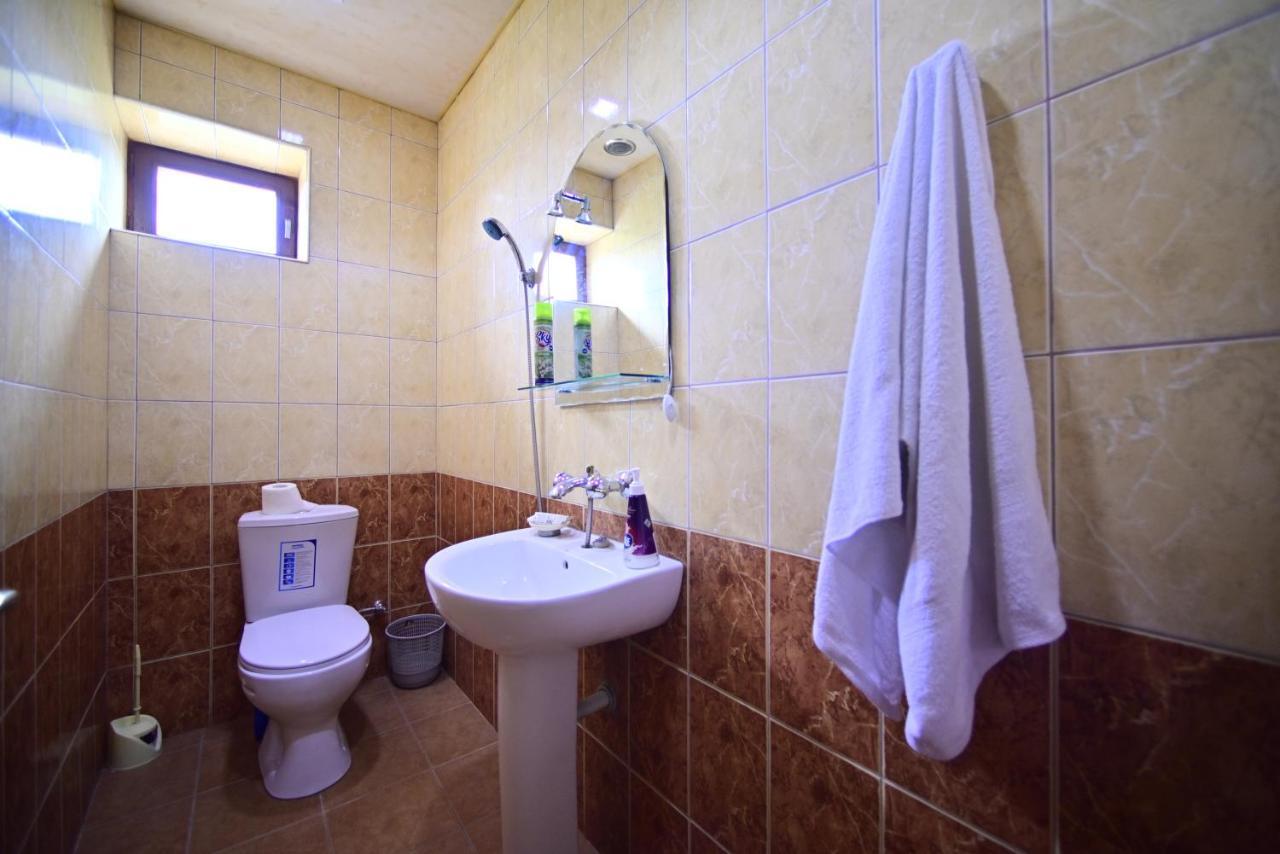 Sevan Tarsus Guesthouse Tsovazard Екстер'єр фото