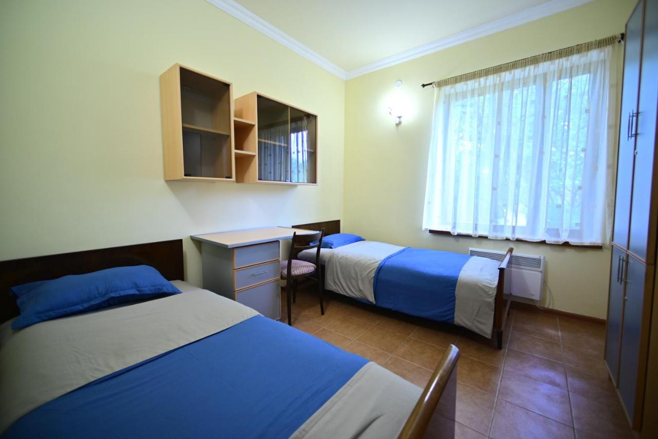 Sevan Tarsus Guesthouse Tsovazard Екстер'єр фото