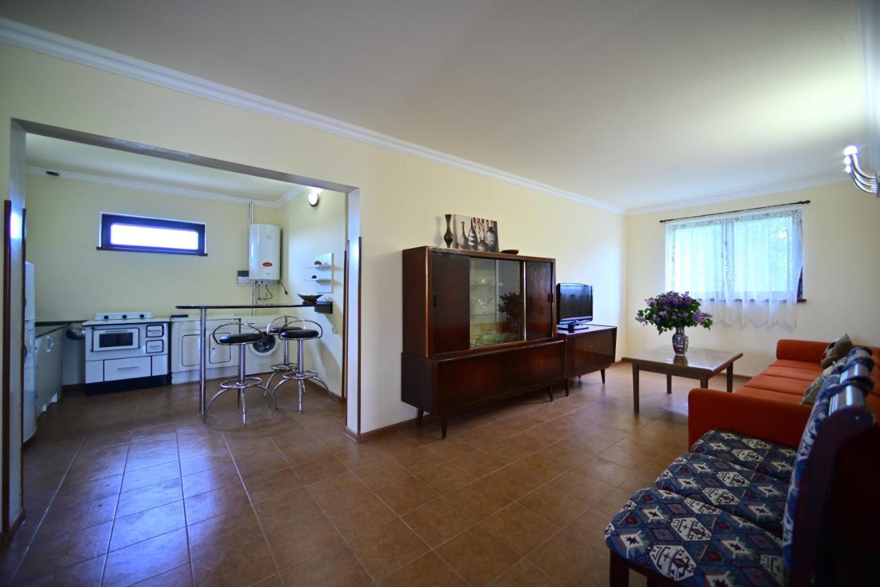 Sevan Tarsus Guesthouse Tsovazard Екстер'єр фото