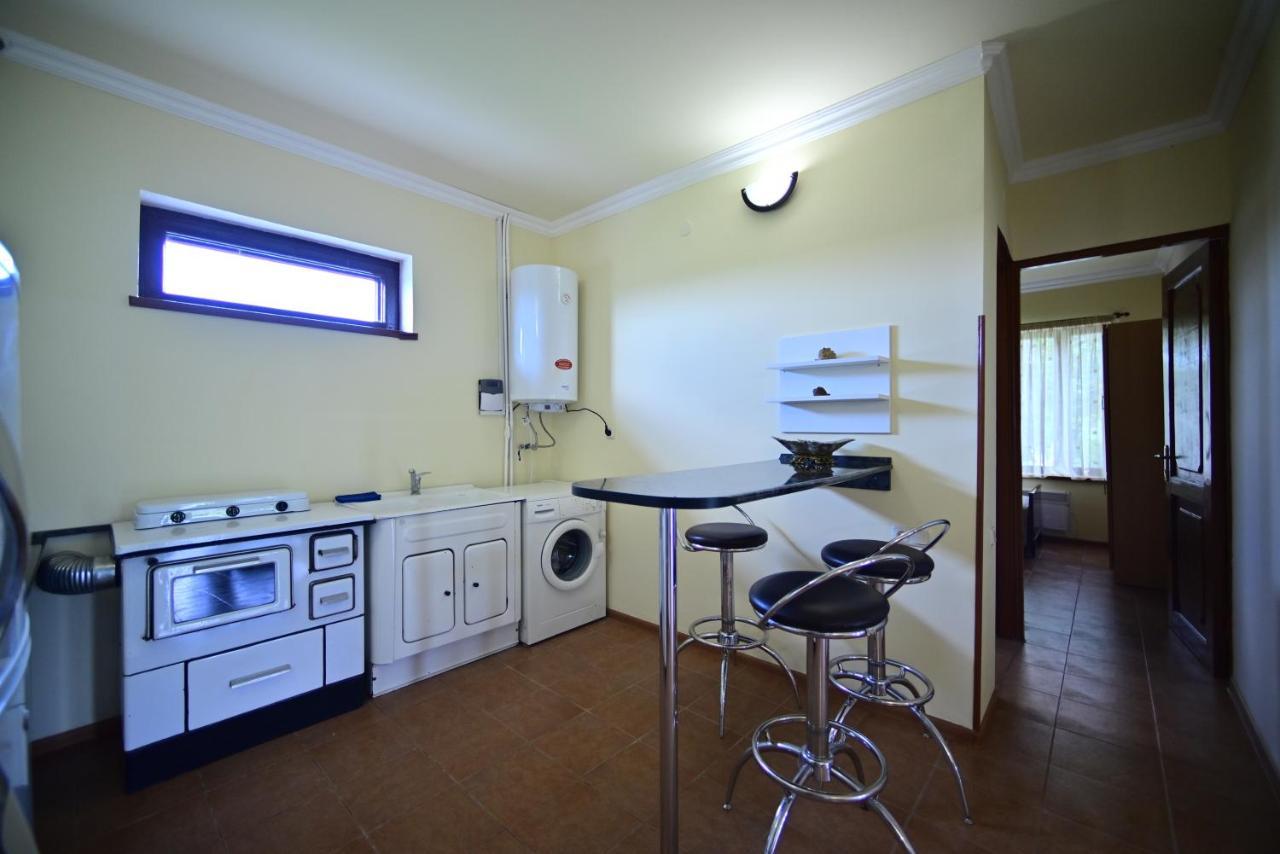 Sevan Tarsus Guesthouse Tsovazard Екстер'єр фото